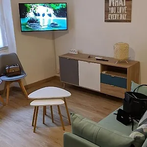 https://appartement-toulon-plein-centre-ville-tout-equipe.fr-provencehotel.com